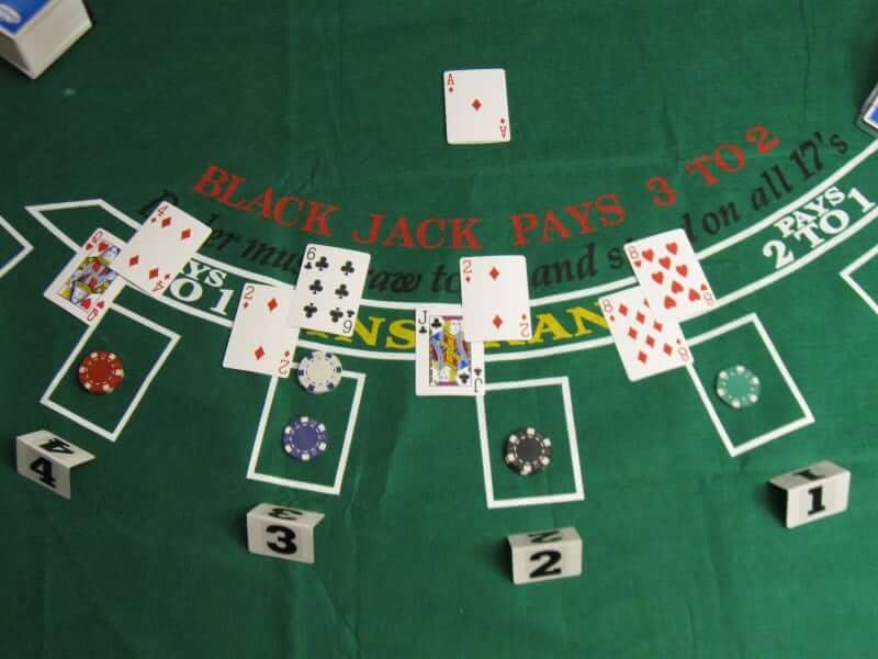 Giới thiệu game bài Black Jack TDTC.